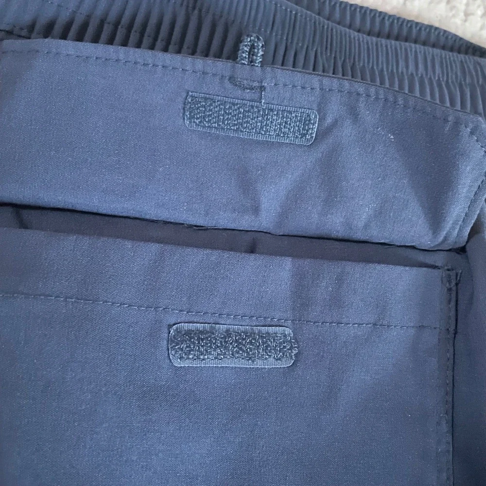 The North Face Mens 32‎ Shorts Blue Outdoor Hiking Casual stretchy Lightweight